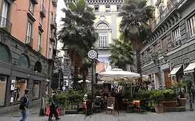 Casa Napoli Centro Carmen e Sara