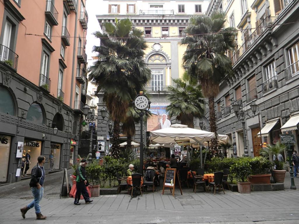 Villa Casa Napoli Centro Carmen e Sara Exterior foto